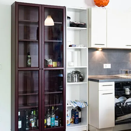 Apartment Zentrales Zimmer, Naehe Oktoberfest, Bett Und Schlafcouch *