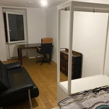 Zentrales Zimmer, Naehe Oktoberfest, Bett Und Schlafcouch Apartamento Múnich