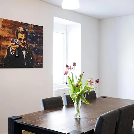 Zentrales Zimmer, Naehe Oktoberfest, Bett Und Schlafcouch Múnich