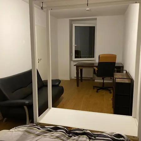 Zentrales Zimmer, Naehe Oktoberfest, Bett Und Schlafcouch Appartamento Monaco di Baviera